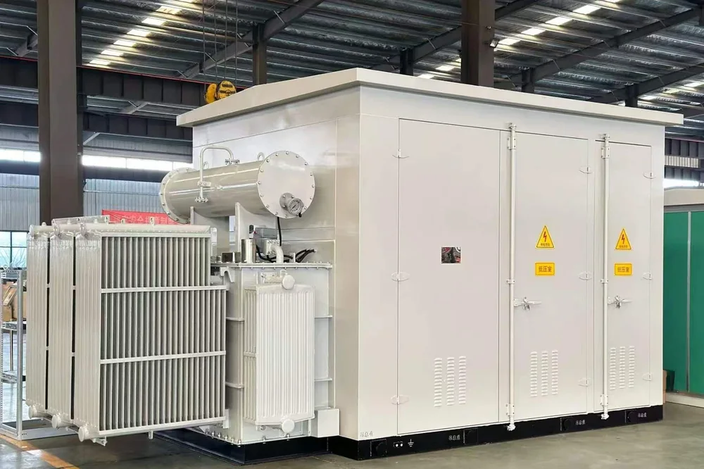 Prefabricated box substation with transformer and switchgear rooms